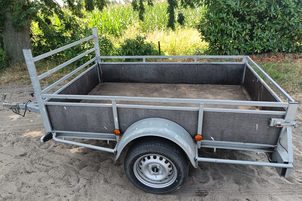 Ongeremde aanhangwagen